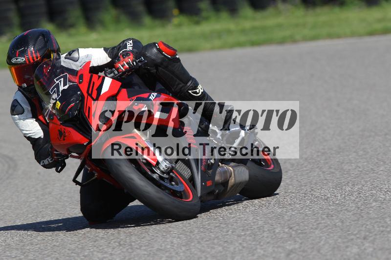 /13 01.05.2025 Speer Racing ADR/Gruppe gelb/77